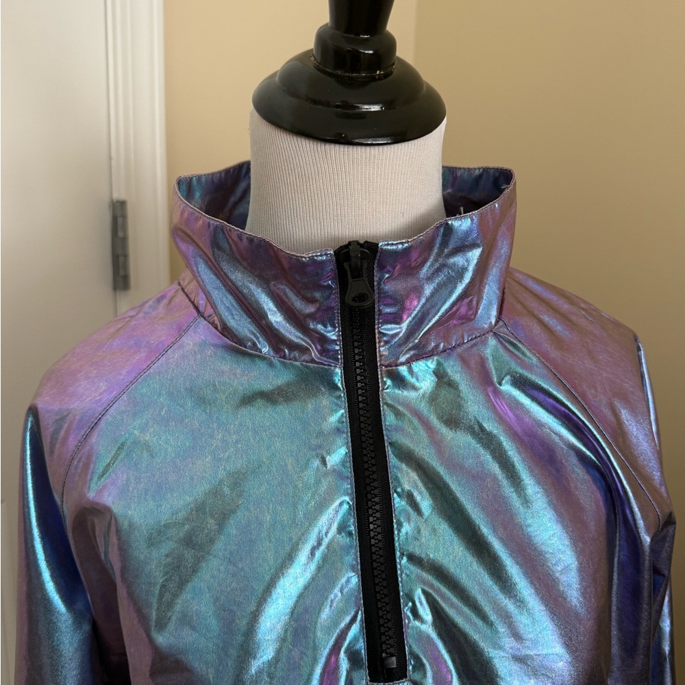 Iridescent Cropped Jacket/Top - Picture 4 of 9